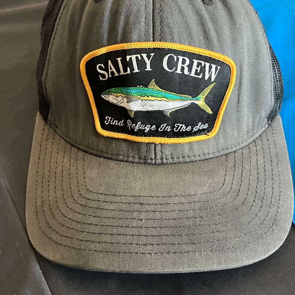 Salty Crew Gray and Black Cap